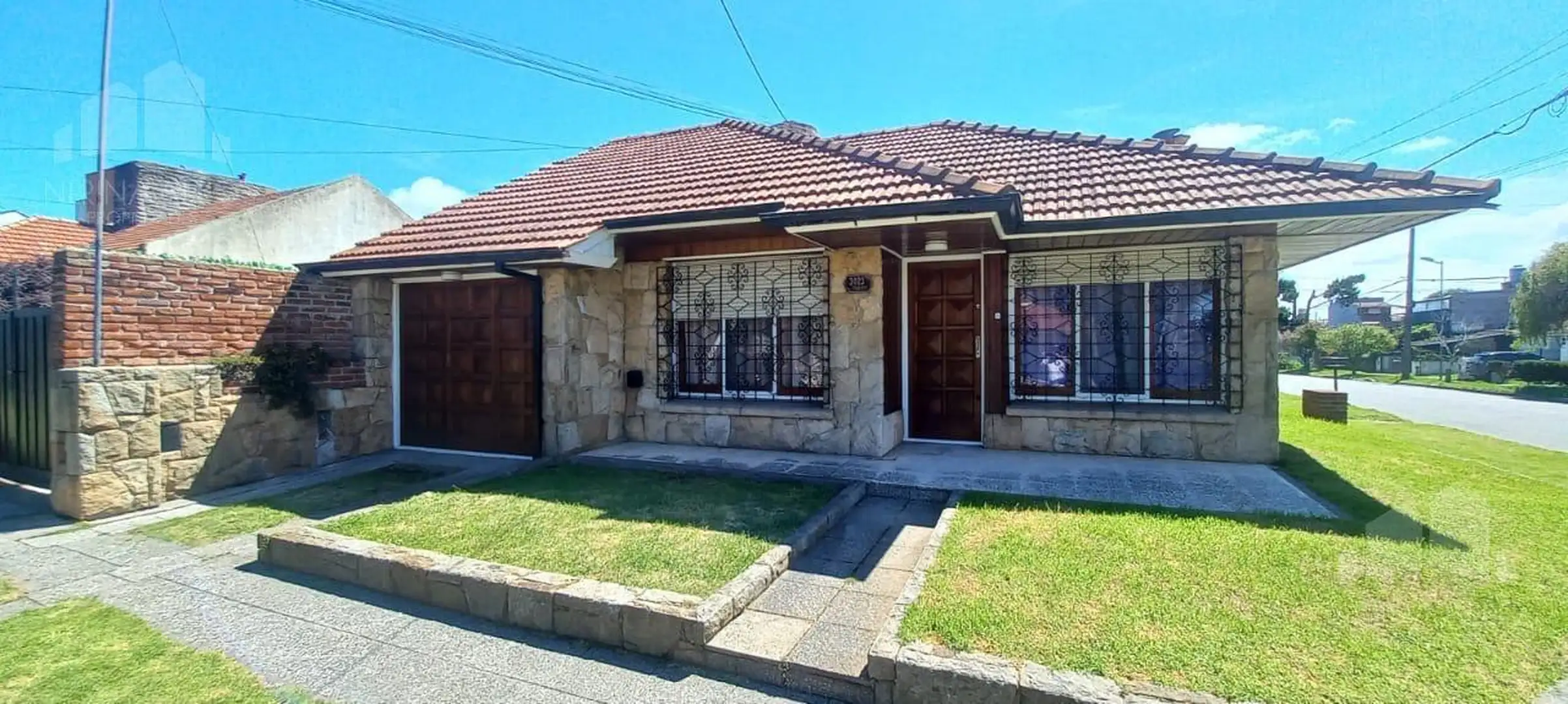 Venta Casa 4 Ambientes en Punta Mogotes
