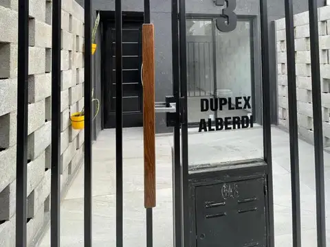 Depto Tipo Casa en Venta de 3 ambientes