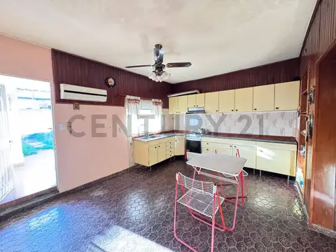 Paso Morales 1800, Piso 0