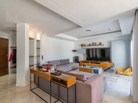 Casa 6 ambientes con 4 baños