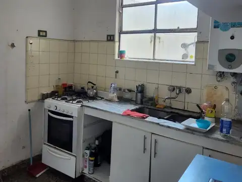 Depto Tipo Casa en Venta en Monte Castro, USD 82.000