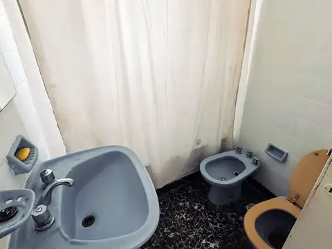 Depto Tipo Casa en Alquiler 60 años