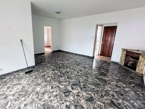 Depto Tipo Casa en Alquiler de 3 ambientes