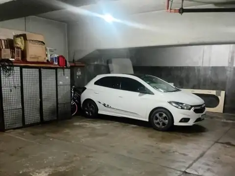 Cochera en venta en Ramos Mejía sur.