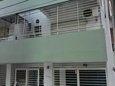 Cochera en venta en Ramos Mejía sur.