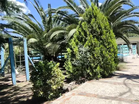 Casa 4 ambientes con 4 baños