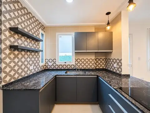 Casa 3 ambientes con 2 baños