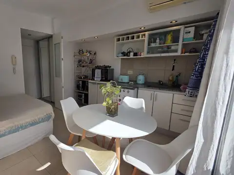 Monoambiente luminoso con amenities y expensas bajas