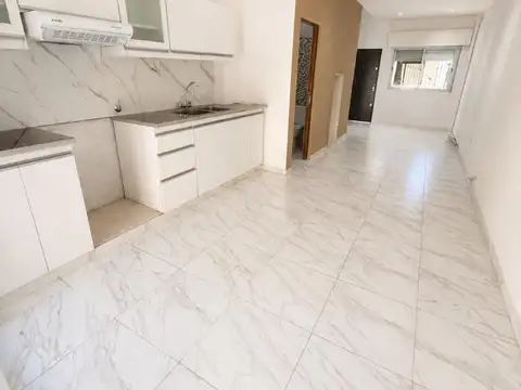Depto Tipo Casa en Venta en Banfield, USD 75.000