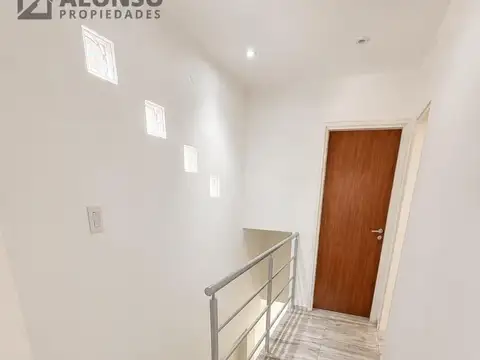 Depto Tipo Casa en Venta al Sur