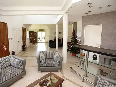 Casa en Venta en Loma Verde, USD 279.000