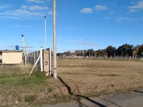 Terreno en Venta en Parada Robles, USD 34.000