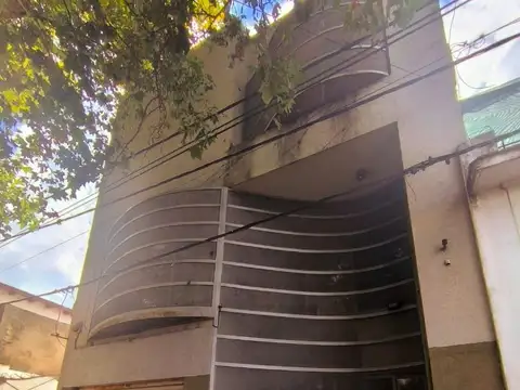 VENTA CASA TRIPLEX-3 DORMITORIOS