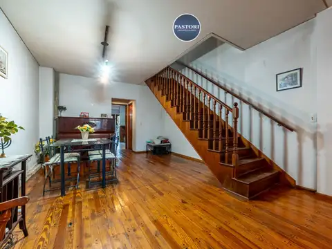 Casa en Venta con 1 cochera