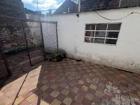 Depto Tipo Casa en Venta 50 años