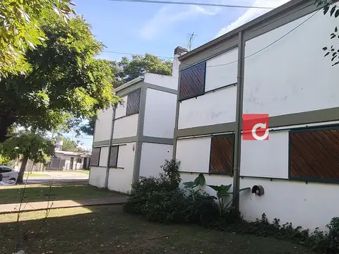 15 Esquina 529-Dúplex en venta c/ cochera en Tolosa