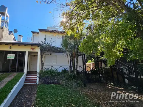 Evequoz (e/ Plumerillo y Haydee Crepy)- Balneario San José