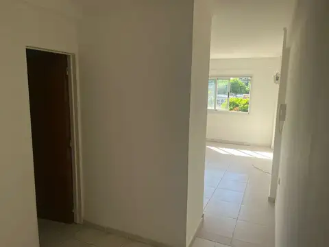 Departamento en Alquiler en La Plata, $ 400.000