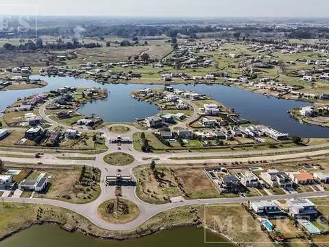 Apto Crédito, Lote en venta en Área 5 San Sebastián