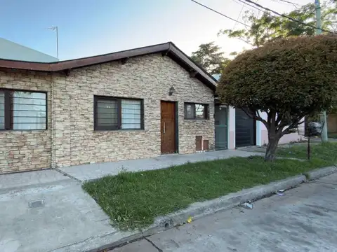 VENTA PH 3 AMB PB FRENTE INDPTE S/EXPENSAS CASEROS