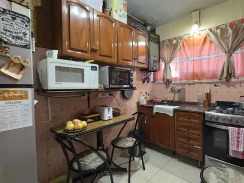 Depto Tipo Casa en Venta de 3 ambientes
