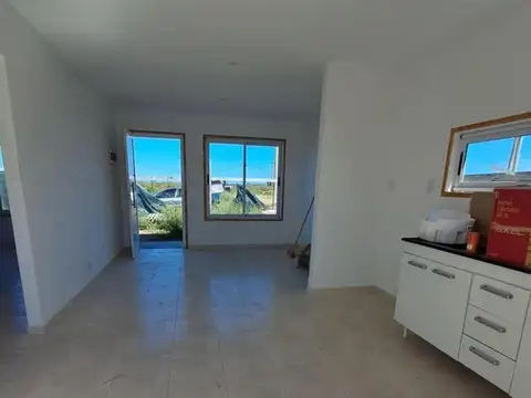 Casa en venta - 2 Dormitorios 1 Baño - General Rodriguez