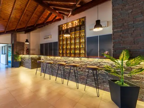 VENTA PROPIEDAD COMERCIAL  SALON DE FIESTAS  INVERSIÓN – LOTE 1.900 M²  ITUZAING