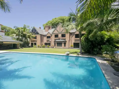 Casa en Venta en Acassuso Vías  /  Libertador, Acassuso