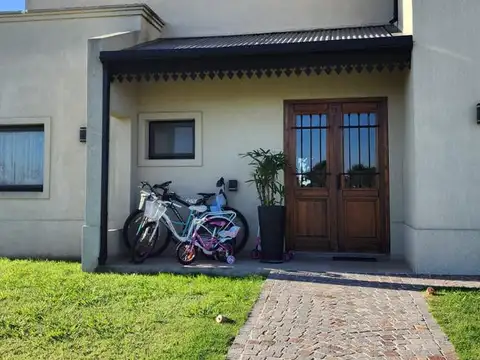 Casa en Area 12 San Sebastian