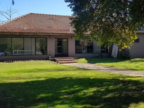 Quinta en Venta con 1 cochera