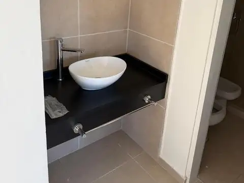 Casa en Alquiler con 1 cochera