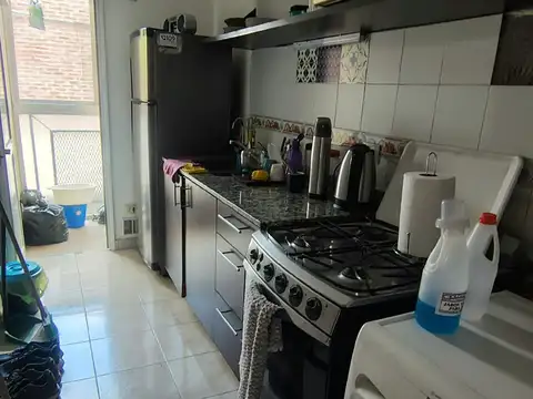 Saavedra 2400, Piso 1