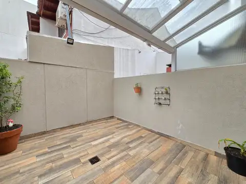 Depto Tipo Casa 4 ambientes con 1 baño