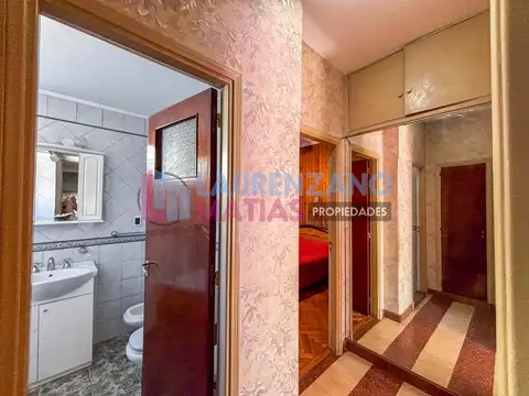 Depto Tipo Casa en Venta 40 años
