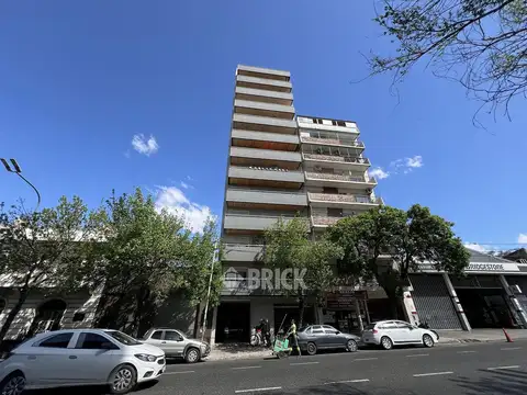 AV. JUAN DE GARAY al 3700 PB