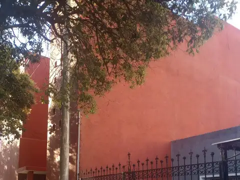Casa a la Venta Alta Cordoba 2 Dor y Pileta