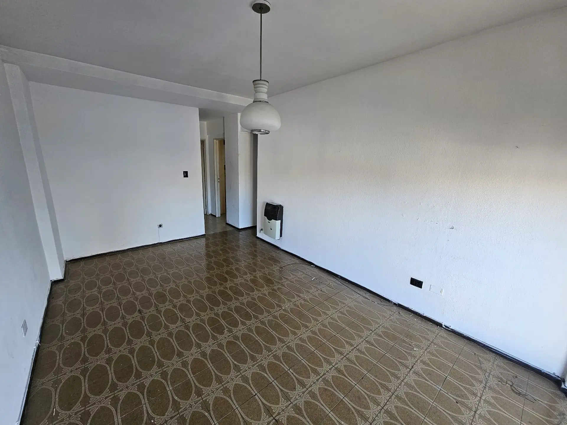 Departamento 2 ambientes en venta en Jujuy y Colon