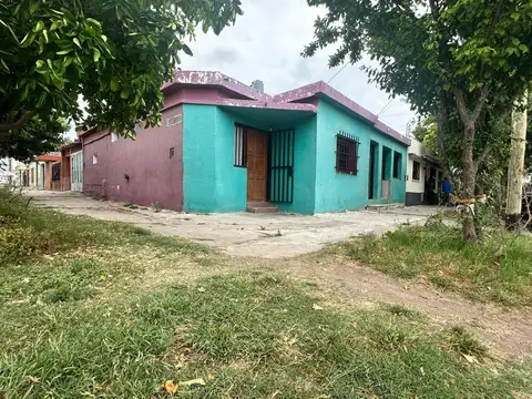 VENDO CASA VILLA  AZALAIS IDEAL PARA RENTA