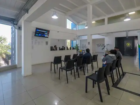 Local en Venta en Las Palmas, USD 470.000