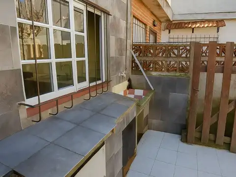 Depto Tipo Casa en Venta de 2 ambientes