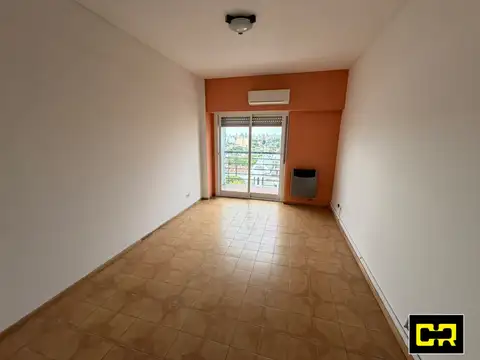 Departamento en Alquiler en Flores, $ 650.000