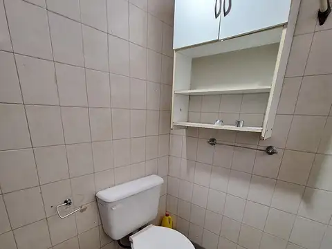 Casa en alquiler en Zárate /2 dormitorios.