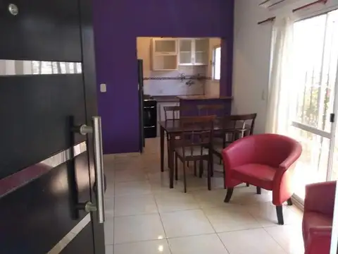 Casa en Venta en Castelar, USD 100.000