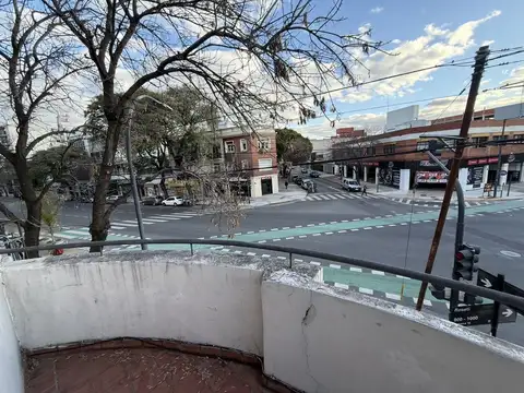 Depto Tipo Casa en Alquiler de 2 dormitorios