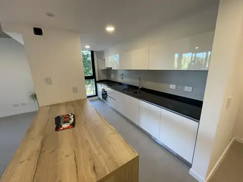 VENTA - DEPARTAMENTO DOS DORMITORIOS - FISHERTON