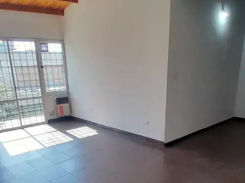 Departamento en Alquiler en Tristan Suarez, $ 320.000