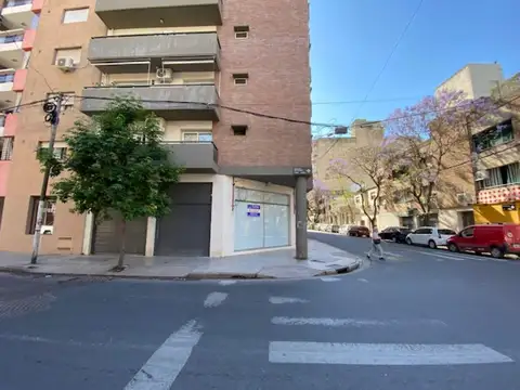 Local en Alquiler en Esquina Rosario