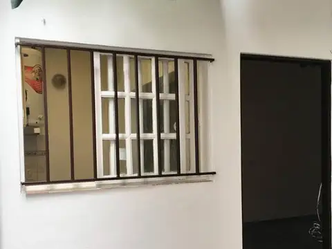 Depto Tipo Casa en Alquiler de 1 dormitorio