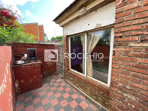 Doña V. Pueyrredón de Pueyrredón al 4800