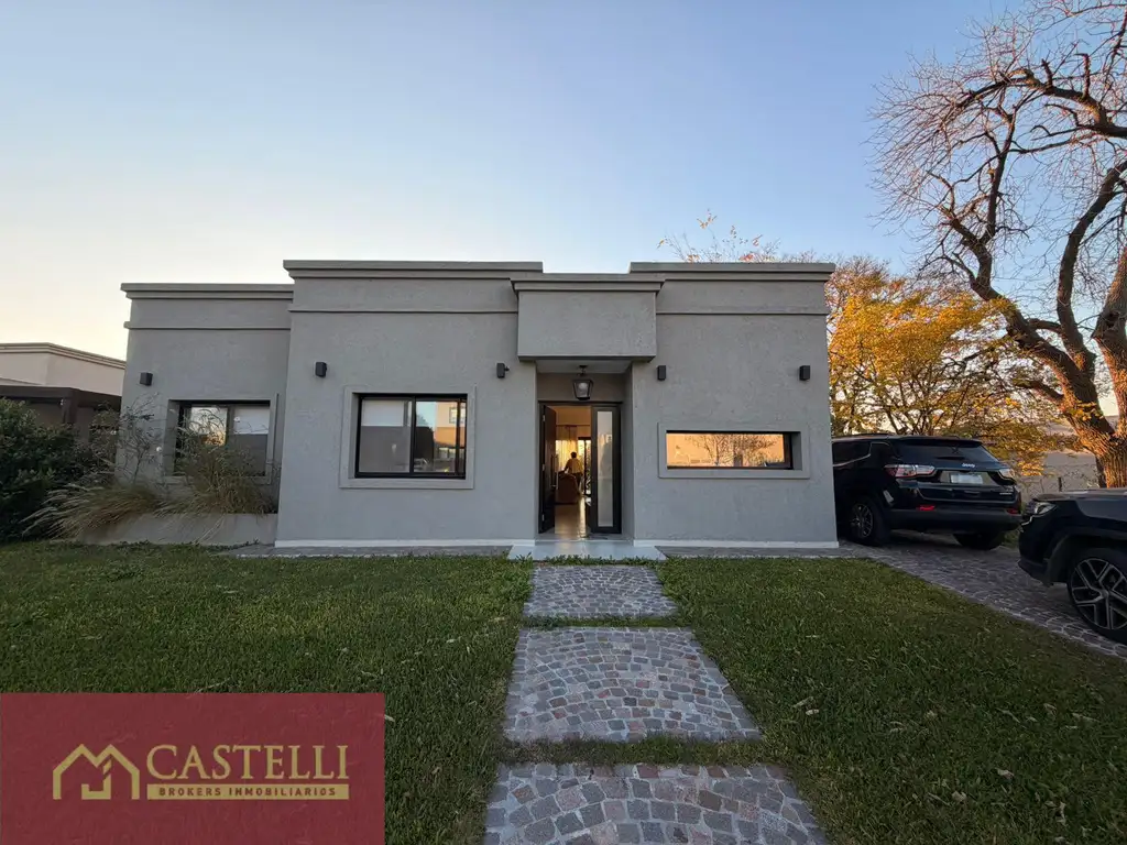 CASA EN VENTA Y ALQUILER EN SANTA ELENA 4 AMBIENTES